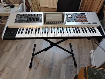 Sintezator, Roland — 3