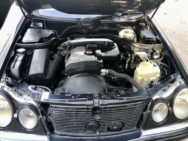 avtomobillər: Mercedes-Benz 230: 2.3 l | 1996 il Sedan — 7