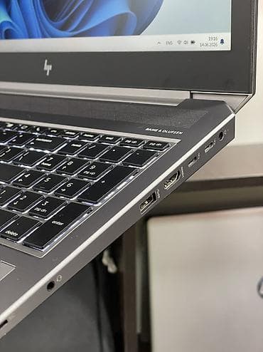 predator notebook: HP ZBook, 15.6 ", Intel Core i7, 512 GB — 3