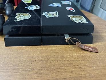 pleystation 4: Playstation 4 fat 1tb proşivka versiyadı iki pultla bütün şnurlarları — 2