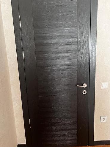4 ədəd otaq qapısı satılır, normal vəziyyətdə, çərçivəsi və