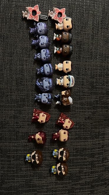 Uşaq geyimi və ayaqqabıları: Biri -20 azn — 1