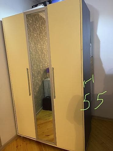 tək dolablar: Üç qapılı paltar şkafı - Ölçülər: hündürlük 195 sm, en 125 sm — 1