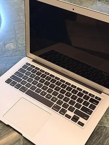 ipad mimi 2: Apple MacBook Air (13") – Model A1466 — 2