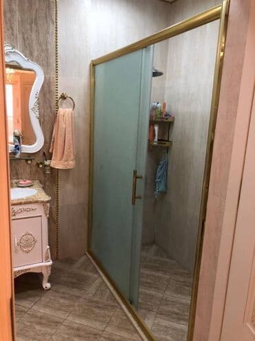 razinda ev: Abşeron rayonu, Goradil qəsəbəsi, 12 sot torpaq sahəsində, 430 — 16