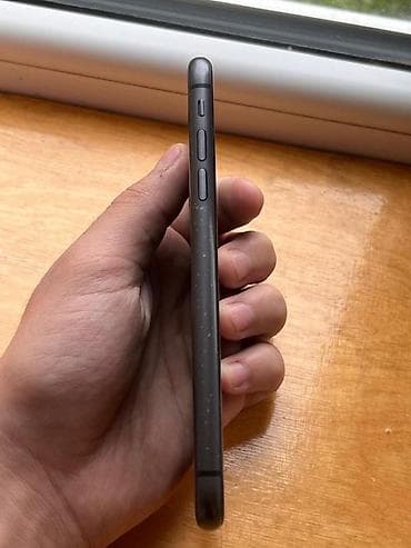 6d mark 2: IPhone 11, Qara, Face ID — 6