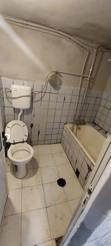 4 cü mikrorayon dairəsi: 4 otaqlı, 100 kv. m, Kredit yoxdur, Orta təmir — 13