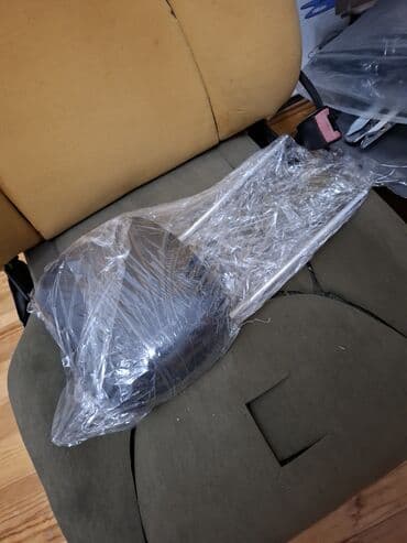 тап аз трактор: Mercedes W220nin ön oturacaqları. Üzərində paduşkaları, blokları var — 9