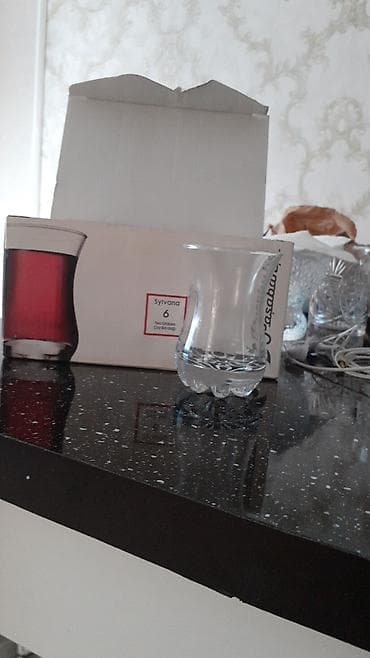 pencere susesi: Çay dəsti, Şüşə — 2