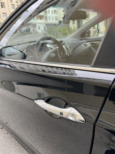 byd maşın qiyməti: Hyundai Elantra: 1.6 l | 2015 il Sedan — 7