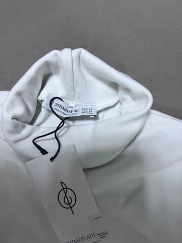 женские белые свитера: Stradivariusdan alınıb yendiir geyilməyib etiketi üstündədir,xs — 5