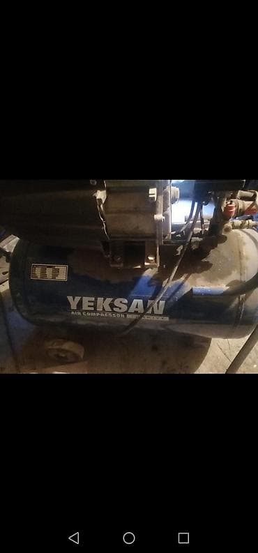 Hava kampressoru satılır təzədi az işlənib qaraj şəraitində saxlanılıb
