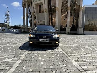 Hyundai Sonata: 2.4 l | 2007 il Sedan
