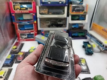 CD, DVD disklər və kassetlər: Hər vaxtiniz xeyr olsun. Deagostini firmasinin istehsali olan 1/43 — 2