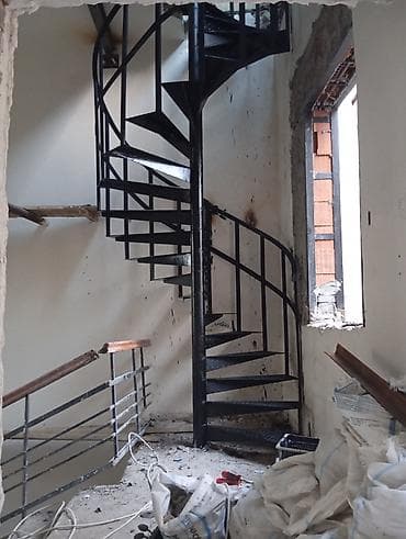 plastik qapi gence: Qaynaq — 2