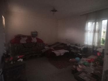 Гаражи: Satılır: həyət evi (Ünvan)Bərdə Rayon Lək Kənd bələdiyə ilə üzbəüz 2 — 2