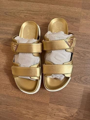 Босоножки, сандалии, шлепанцы: Guess, Размер: 38.5, цвет - Золотой, Новый — 1