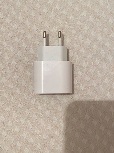 iphone 12 adapter qiymeti: Adapter — 3