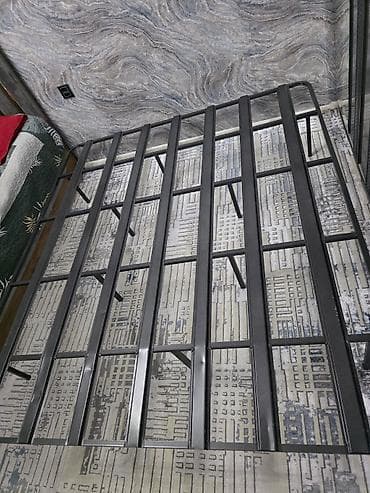 mini tablolar: İkinəfərlik çarpayı, Bazasız, Matrassız, Siyirməsiz — 1