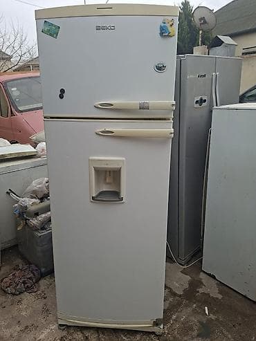 Кухонные плиты и варочные поверхности: 2 двери Beko Холодильник Продажа, цвет - Белый, С диспенсером — 1