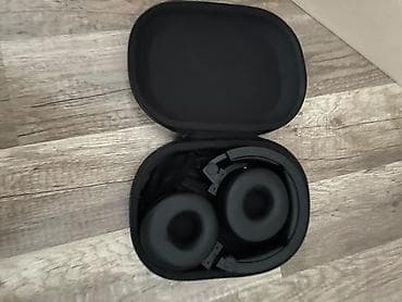 bluetooth qulaqciqlar: Land Rover markalı simsiz over‑ear qulaqcıq + sərt daşıma futlyarı — 3
