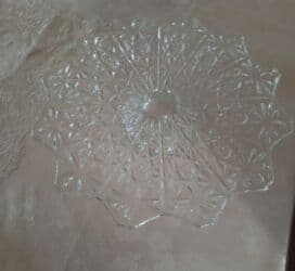 yuxuda qab qaşıq yumaq: Qablar istifadə olunmayıb sadəcə servantda qalıb. Razılaşma yolu ilə — 5