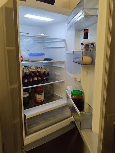 soyducu dondurma: 2 qapılı Hisense Soyuducu Satılır, rəng - Gümüşü, Dispenserli — 3