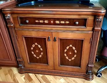 taxta dikt satisi: Güzgüsüz — 2