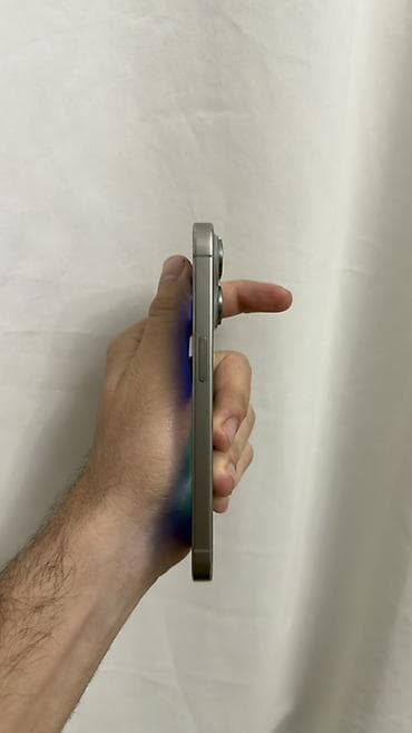 iphine xs: IPhone 15 Pro, 128 GB, Gümüşü, Zəmanət, Simsiz şarj, Face ID — 5