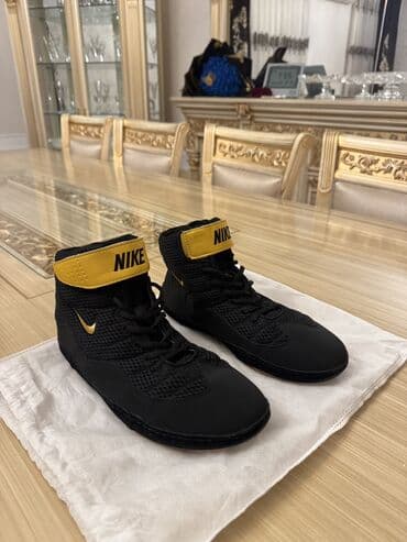 jordan ayakkabı qiymeti: Boks,Güləş üçün ayaqqabı 90 manata alınıb premiumdu Razmer: 41 4,5 — 2