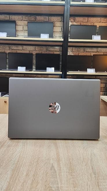 komputer ehtiyat hisseleri: ​💻 Model: HP 250 15.6 inch G10 Notebook PC 🧠 Prosesor: 13th Gen Intel® — 3