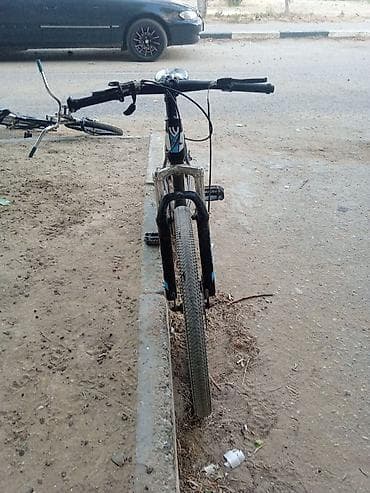 cube velo: VISTA dağ velosipedi - Çərçivə: yüngül alaşımlı hardtail, qara-mavi — 3