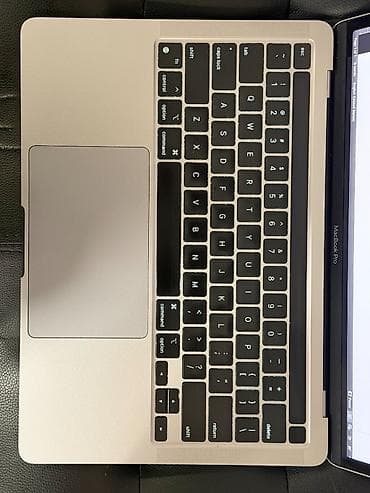 Ноутбуки: Apple MacBook Pro M1, 8/256GB Təmirdə olmayıb. 8RAM, 256GB yaddaş — 5