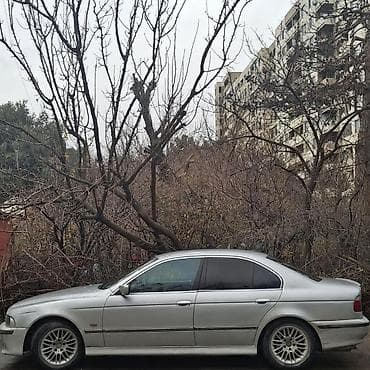 kredit bmw: BMW 5 series: 2 l | 1998 il Sedan — 4