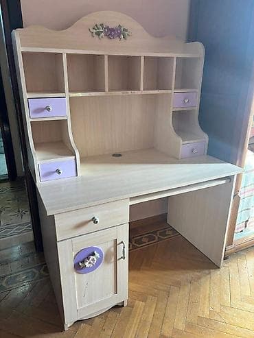 Kompüter masası, İşlənmiş, Kvadrat masa