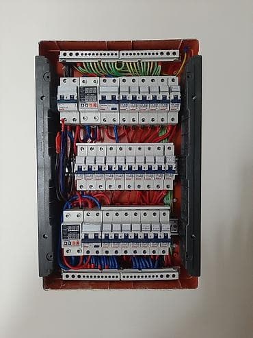 Peşəkar elektrik xidmətləri - Mənzil, ofis və fərdi evlər üçün