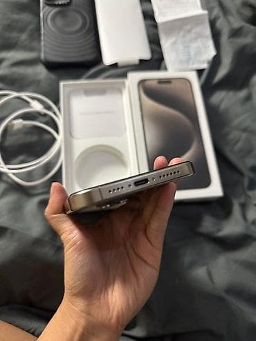 ipad 9 lalafo: IPhone 15 Pro, 256 GB, Natural Titanium, Face ID — 5