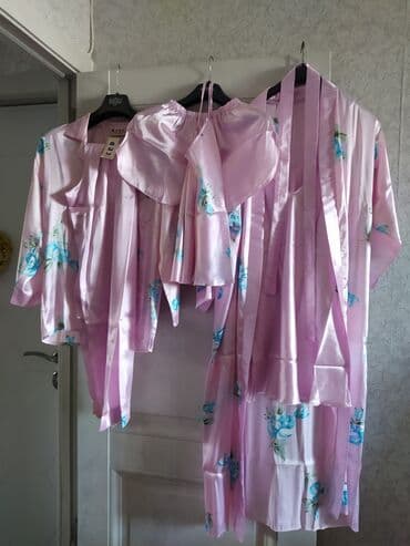 gece koynekleri: Tezedirler. Desmal naboruda, Gece geyim dəstləri de — 10