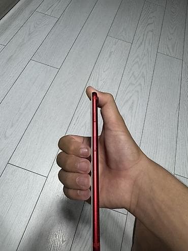 prodat iphone: IPhone 7 Plus, 128 GB, Qırmızı, Barmaq izi — 4