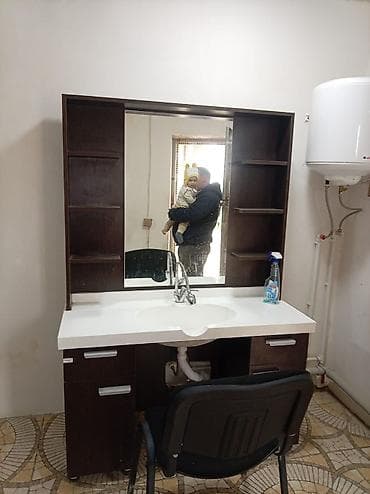 salon polka: Salona uyğun vizaj/salon iş stolu və güzgü vitrinli modul - Quruluş — 4