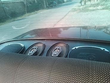 gence masin salonu: VAZ 2107, klassik sedan - Kuzov: 4 qapılı sedan, tünd albalı rəng - — 4