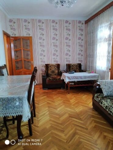 kohne gunesli: Bakı, 3 otaqlı, Köhnə tikili, 66 kv. m — 1