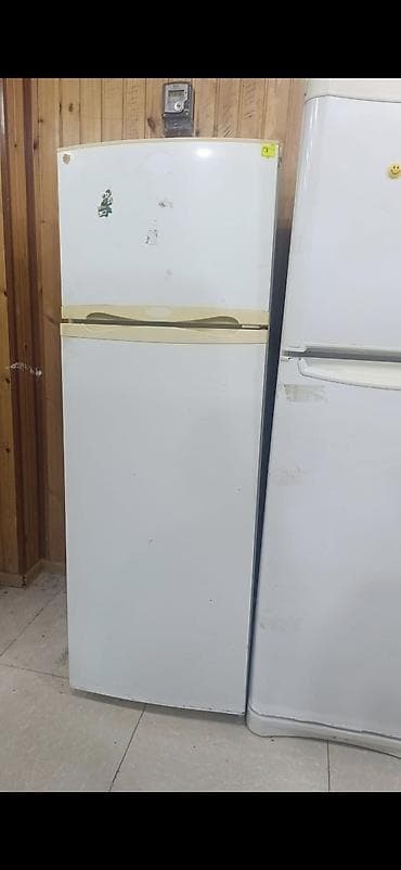 2 qapılı Indesit Soyuducu Satılır, rəng - Ağ