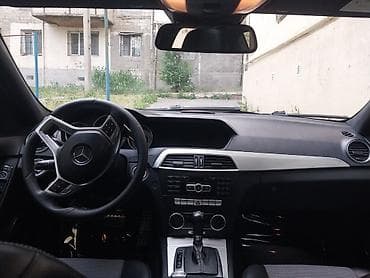 mercedes ceska: 12500 Negd ve 14 ay ayda 677 azn kredit. Sentyabra kimi krediti — 4