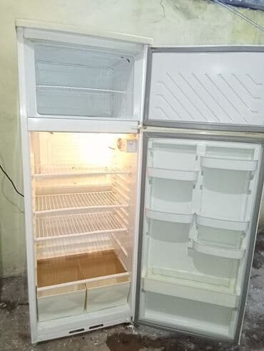 Mətbəx texnikası: İşlənmiş 2 qapılı Soyuducu Satılır, rəng - Ağ — 2