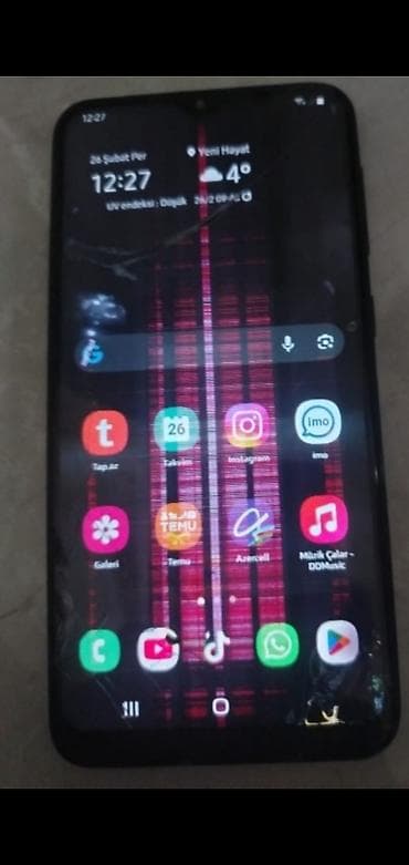 samsung a10 telefon: Samsung A10e, rəng - Qara, Qırıq — 4