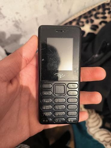 Itel düyməli mobil telefon - Kompakt korpus, rahat tutuş - Rəqəmsal