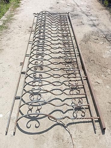 Məhəccər bəzəyi, Dəmir