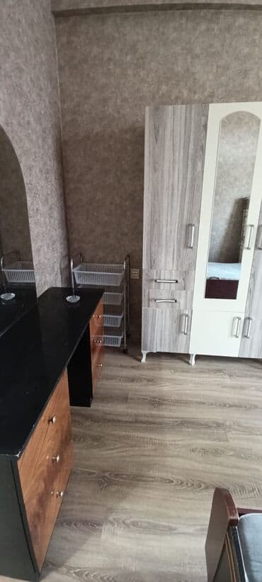 ehmedlide kirayə evlər: Kirayə mənzil – şəhər mənzərəsi ilə - Plan: işıqlı otaq, ayrıca — 10