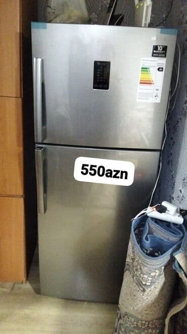 2 qapılı Samsung Soyuducu Satılır, rəng - Gümüşü